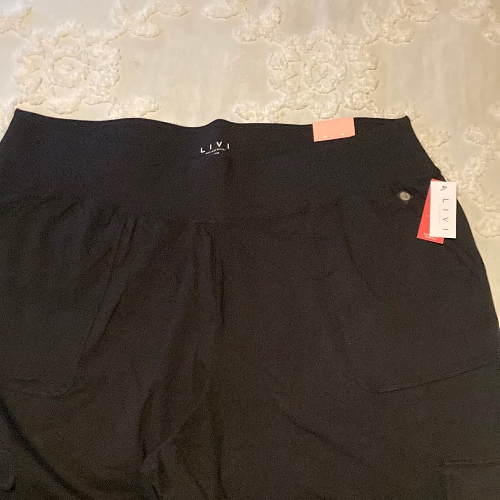 Lane Bryant ladies cargo joggers